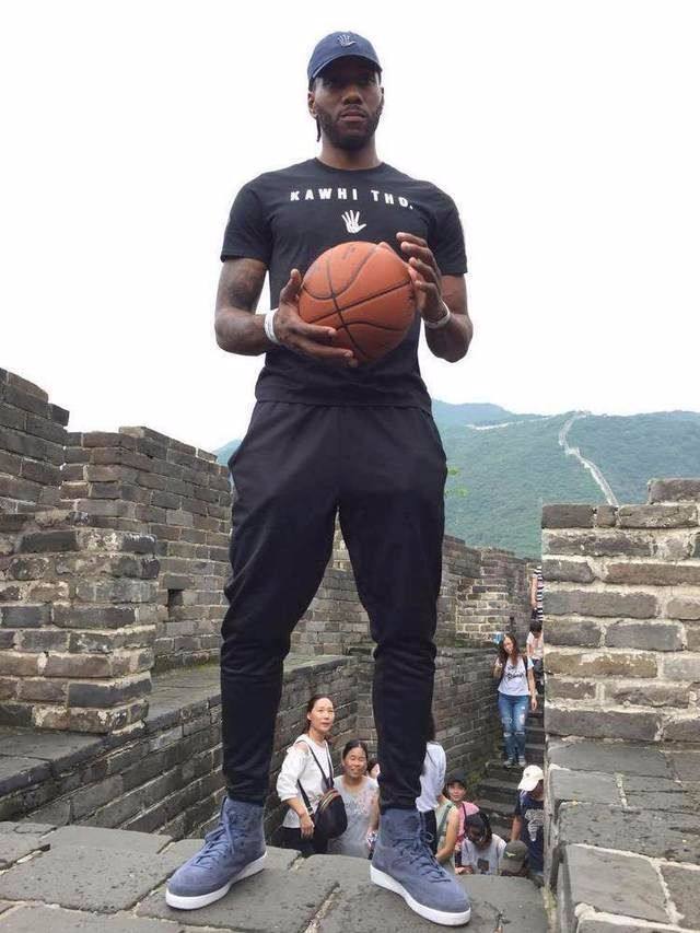 三分一箭穿心，全场沸腾（一记三分穿网，全场瞬间引爆）