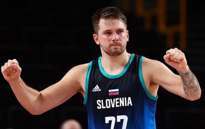 记者：尤文与巴黎因穆阿尼交易导致关系紧张，热刺借机推进谈判（记者：穆阿尼交易致尤文与巴黎关系趋紧，热刺趁势加速推进谈判）