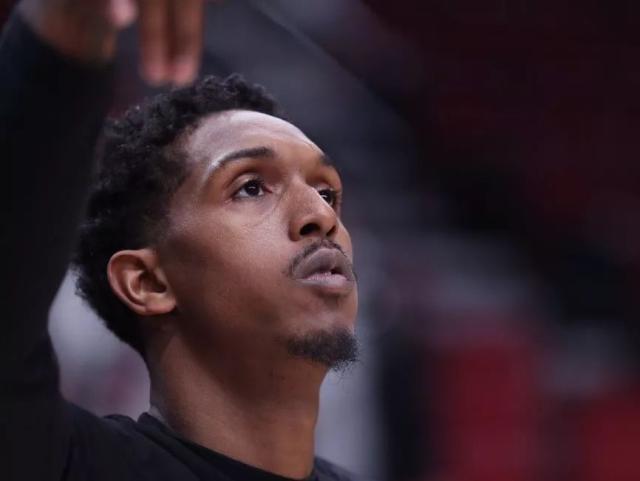 八村塁：我是用两年前湖人赢得首届NBA杯的奖金买的车（八村塁：我的车是用湖人两年前夺首届NBA杯的奖金买的）