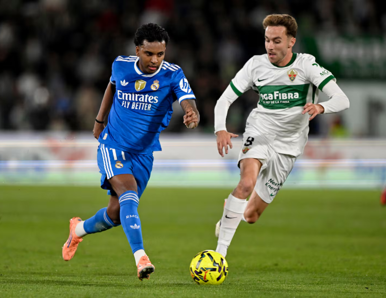 追梦是自己回更衣室而不是被送回的？科尔：没错 发生这事很不幸（科尔确认追梦自行返回更衣室：对此事表示遗憾）