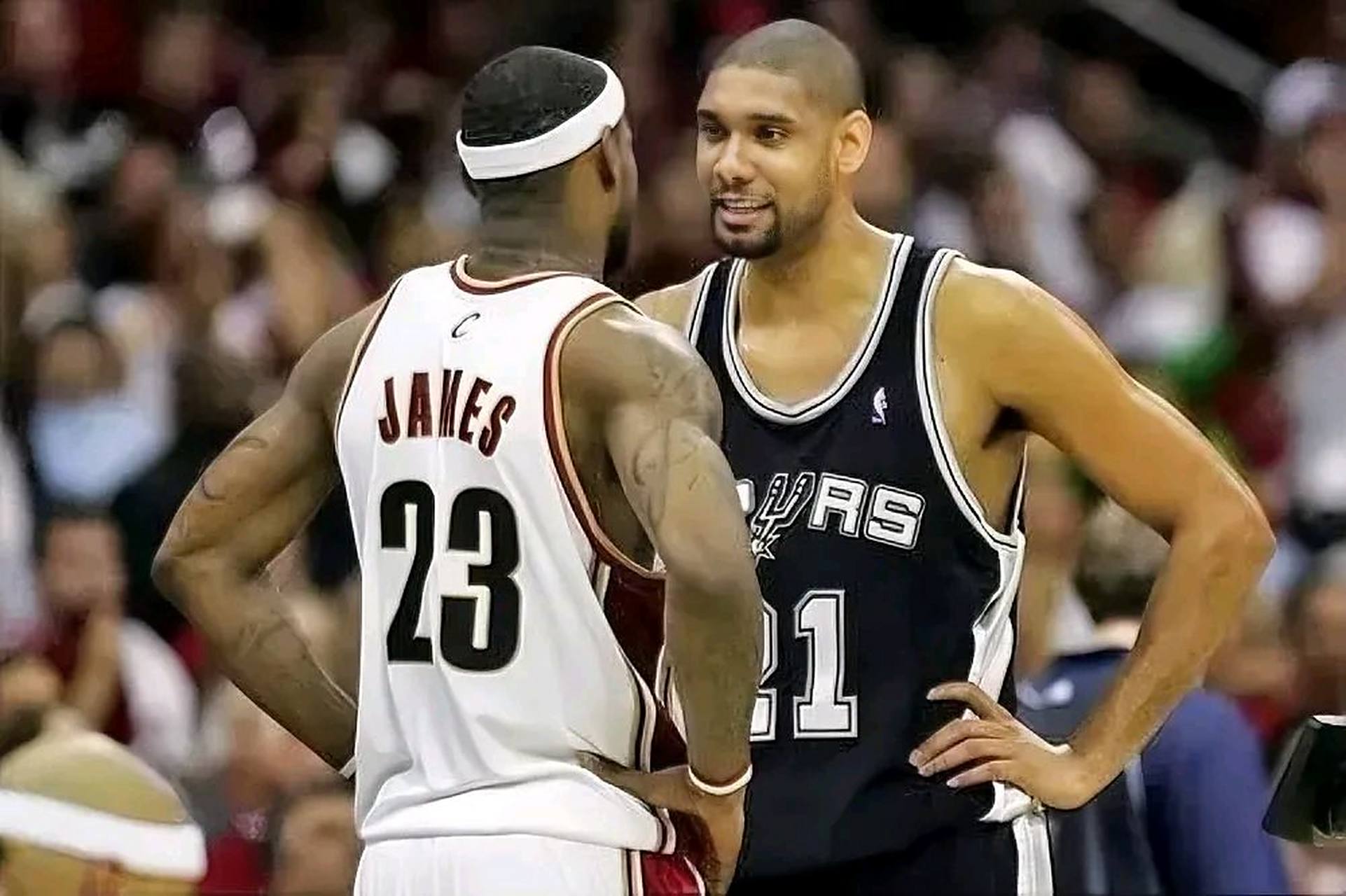 足球报：蒋光太已随队训练，但能否出战柔佛新山仍存在变数（足球报：蒋光太参与球队合练，出战柔佛新山仍待定）