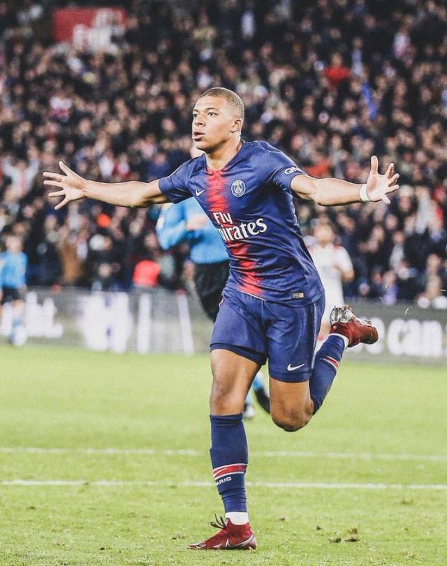 安切洛蒂：皇马的比赛我都看了；C罗肯定会达成千球成就（安帅：皇马每战都看，坚信C罗终达千球）