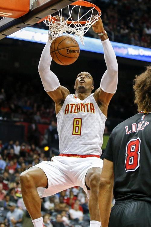 里程碑，国安后卫李磊已代表中国俱乐部出战300场比赛（国安后卫李磊达成里程碑：代表国内俱乐部出战300场）