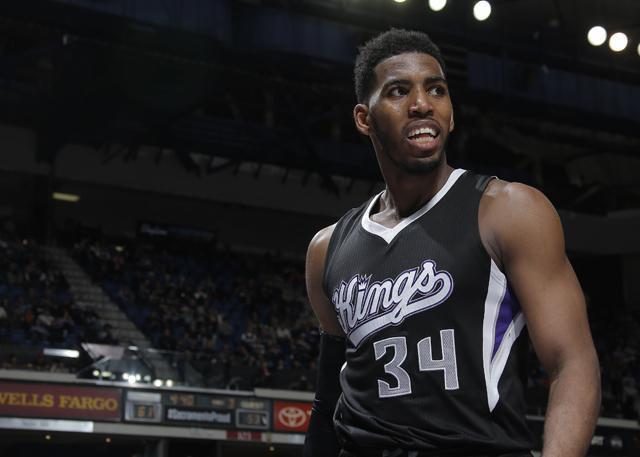 点谁呢？KOP看台球迷高喊：只有一个康纳-布拉德利（KOP看台沸腾：点球人选？非康纳-布拉德利莫属）