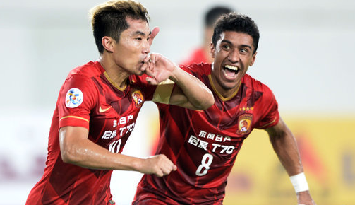 就差点名了！雷迪克赛后点出输球原因：篮板很软，让裁判左右情绪（雷迪克赛后直指失利主因：篮板太软，裁判情绪被左右）